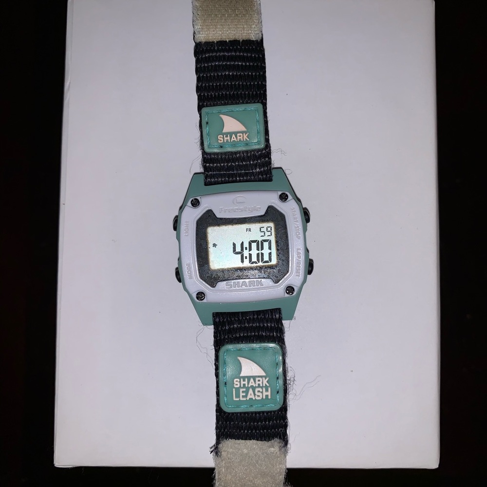Shark Leash Mini Shark Watch